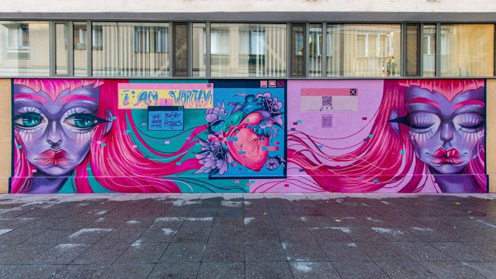 Bea Hopes (mural painting) & Bucurie (audio composition) x Un-hidden Romania – multidisciplinary street art intervention in Iasi, 2022