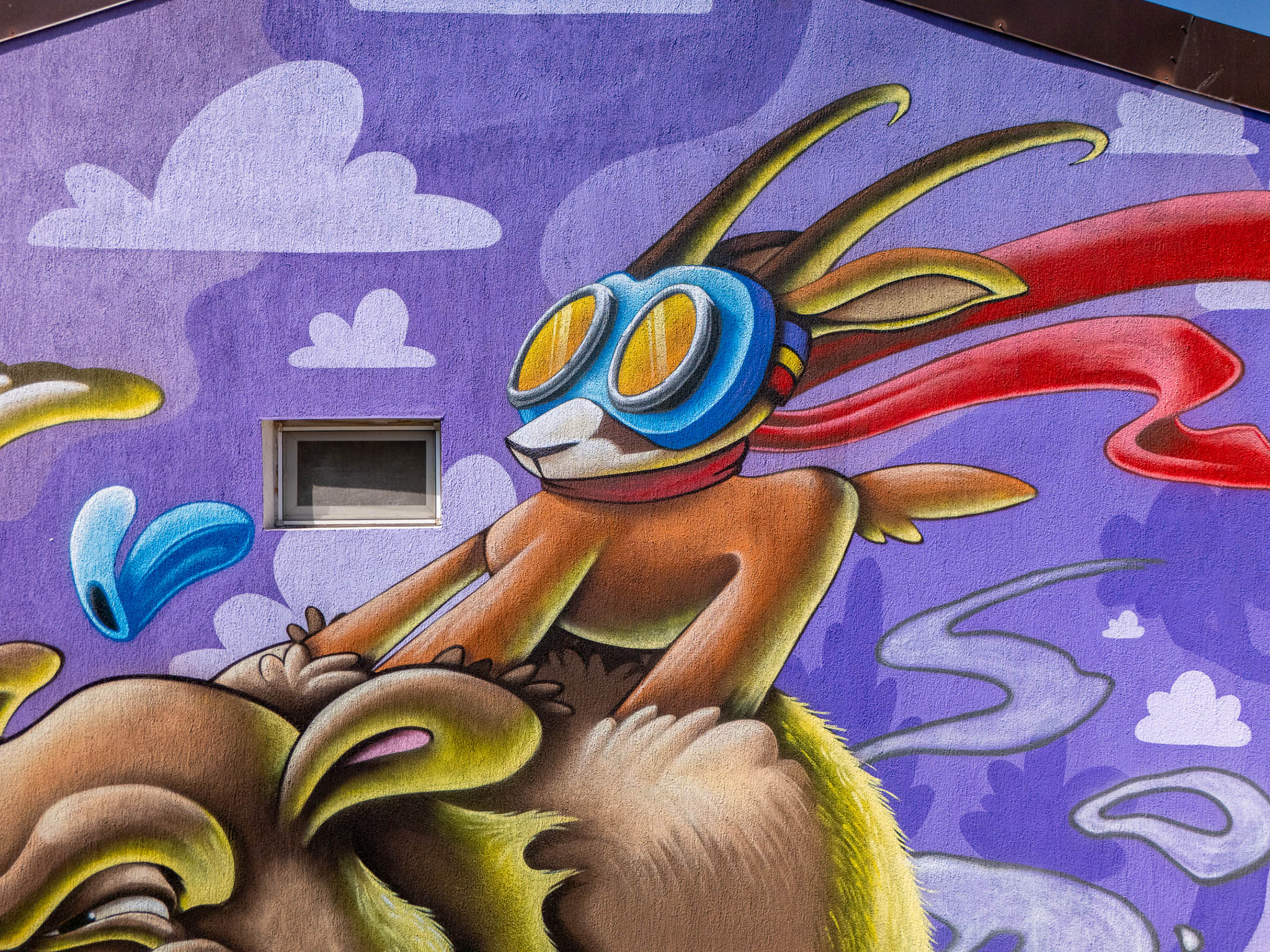 Zmaja - "The Bear Express" la SF Travel / Romanian Street Art